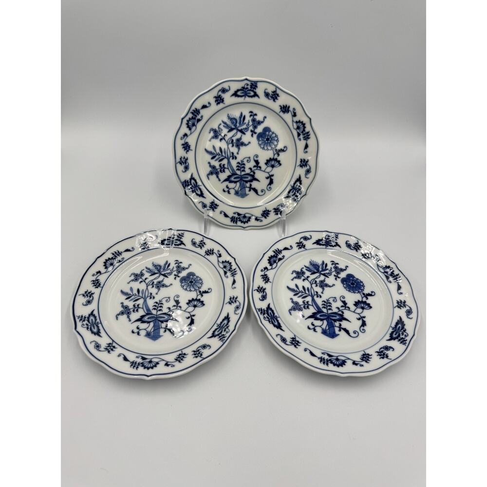 Vintage Blue Onion Blue Danube 6.75” Bread & Butter Plate - Set Of 3